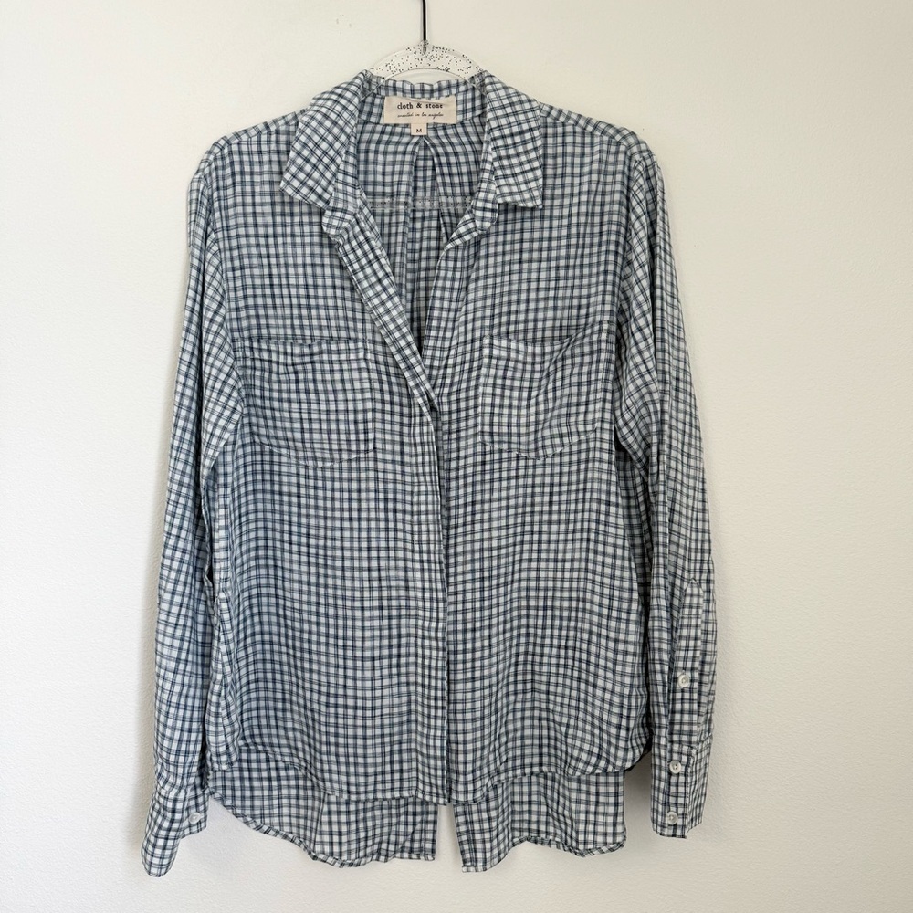 Button Down Cloth & Stone Sz M Hi Lo Blouse Blue White Plaid Button Up Top